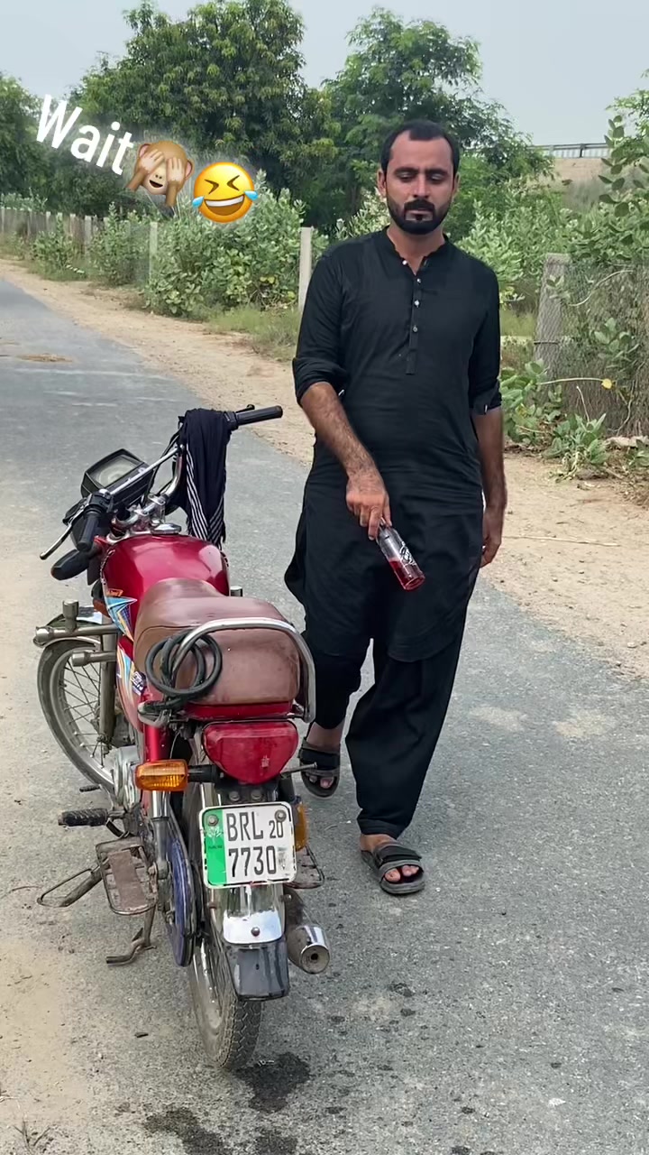 @😈 Zeeshan Malik 097