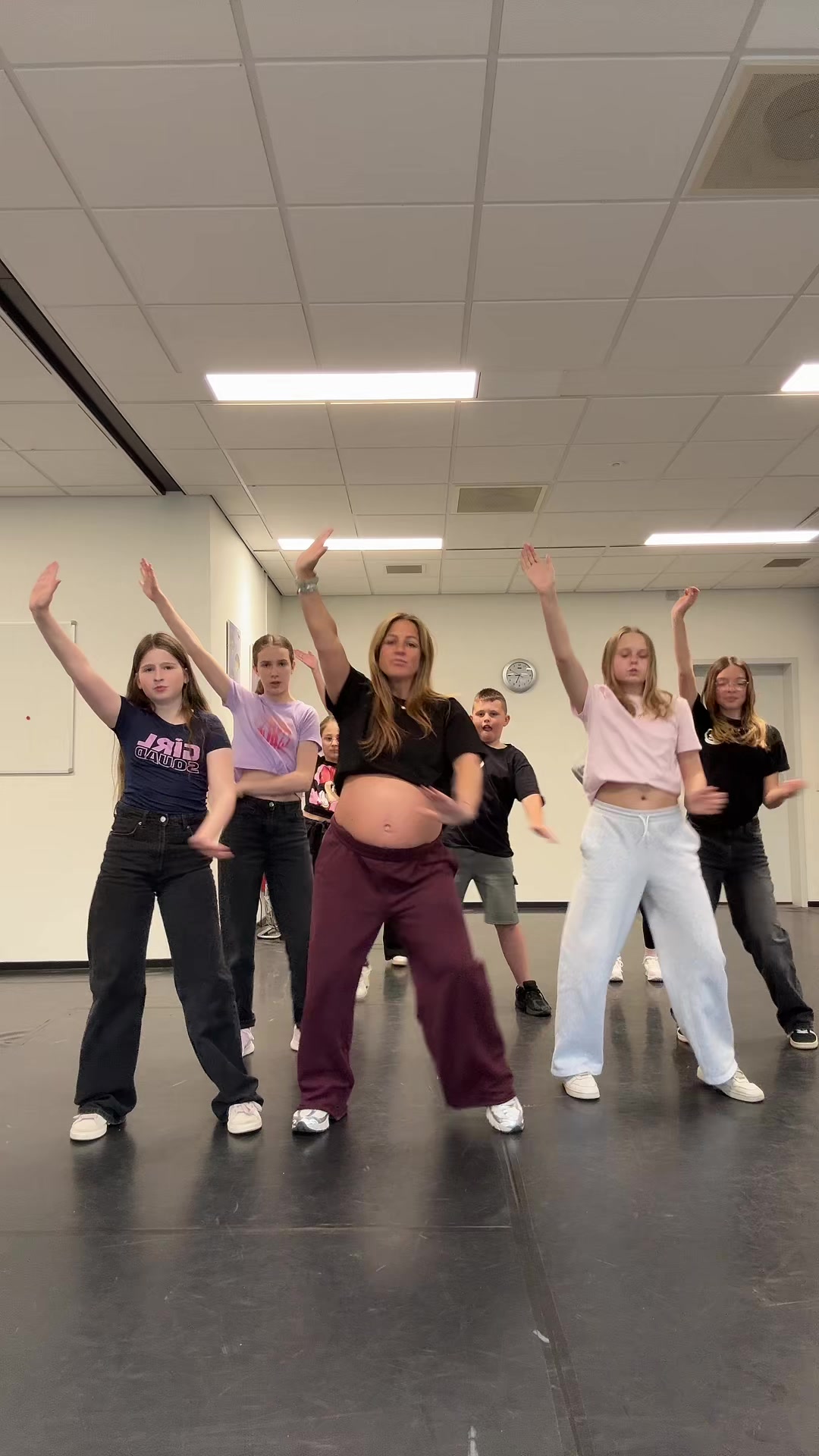 @Triple-S Dance