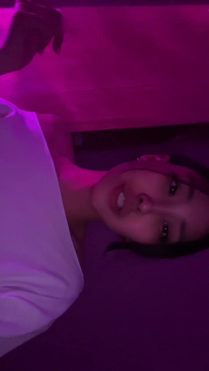 @🐥
