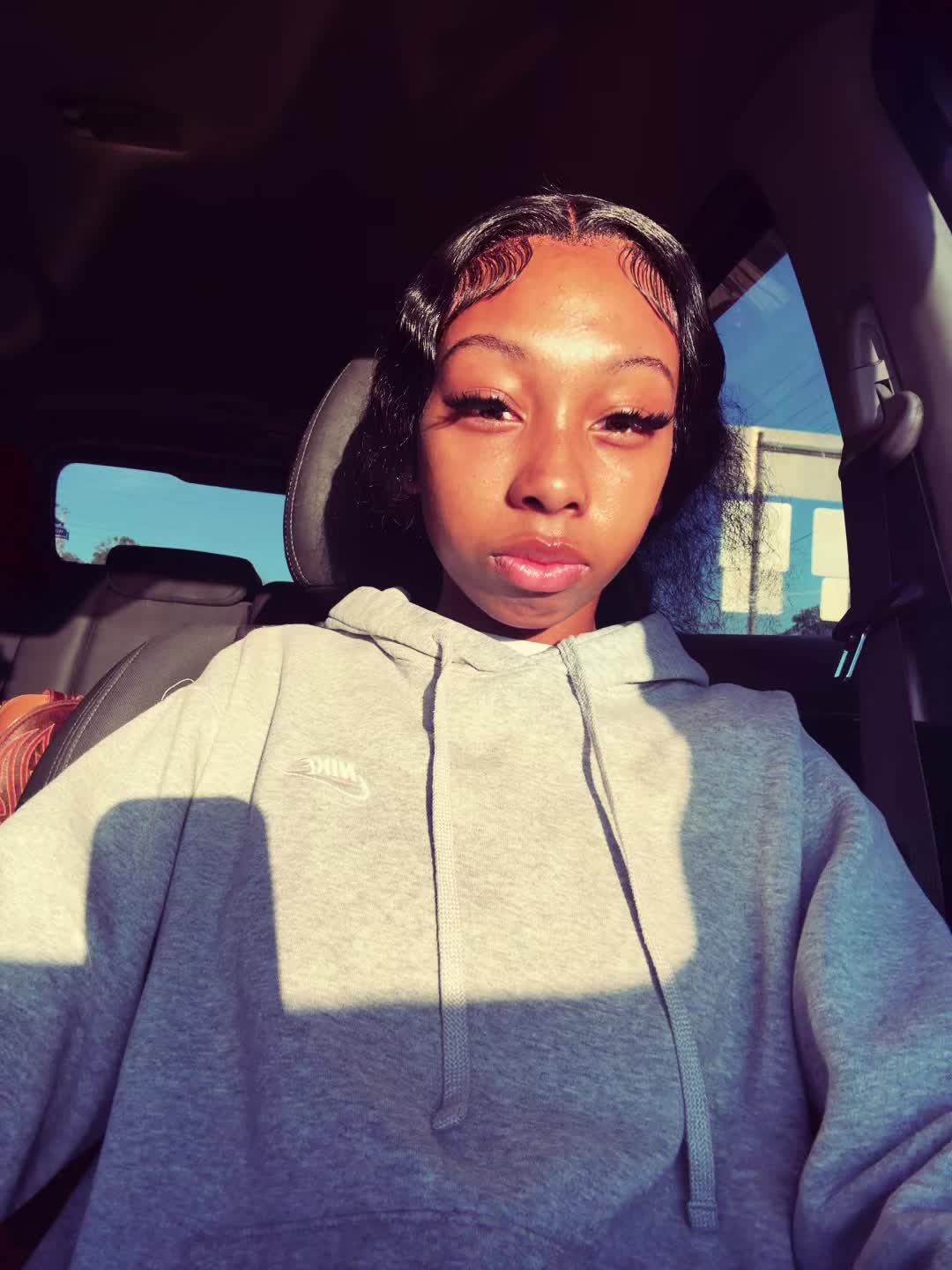 @👸🏾