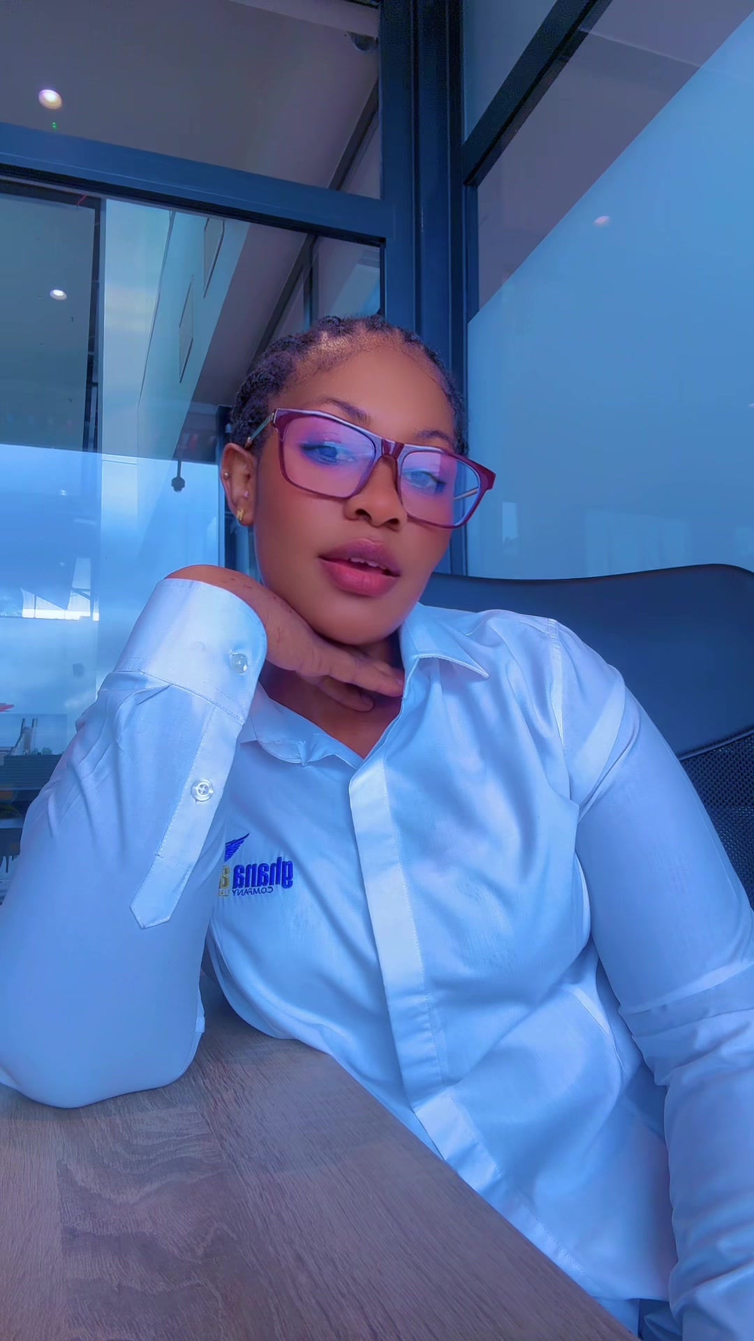 @SBhiky4real❤️💋🦋🥂