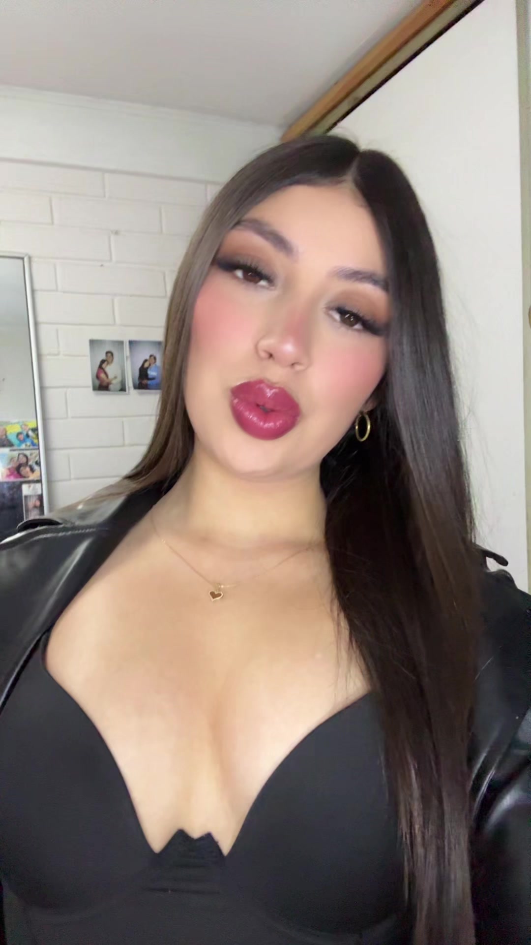 @isifabiana