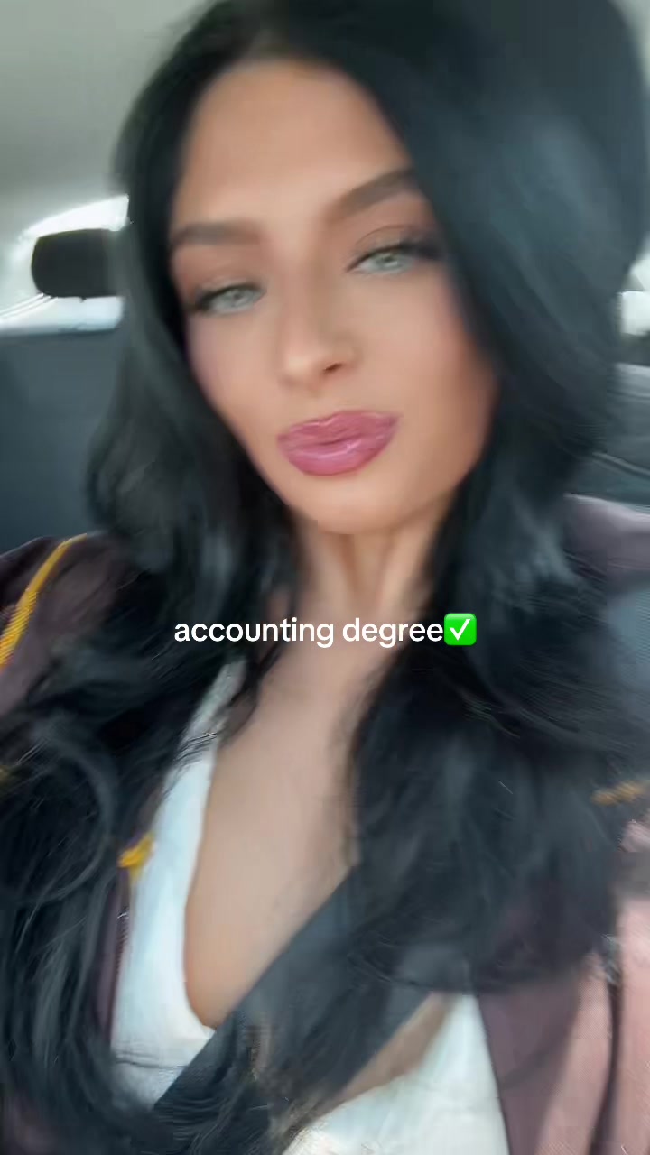 @toriscollo100