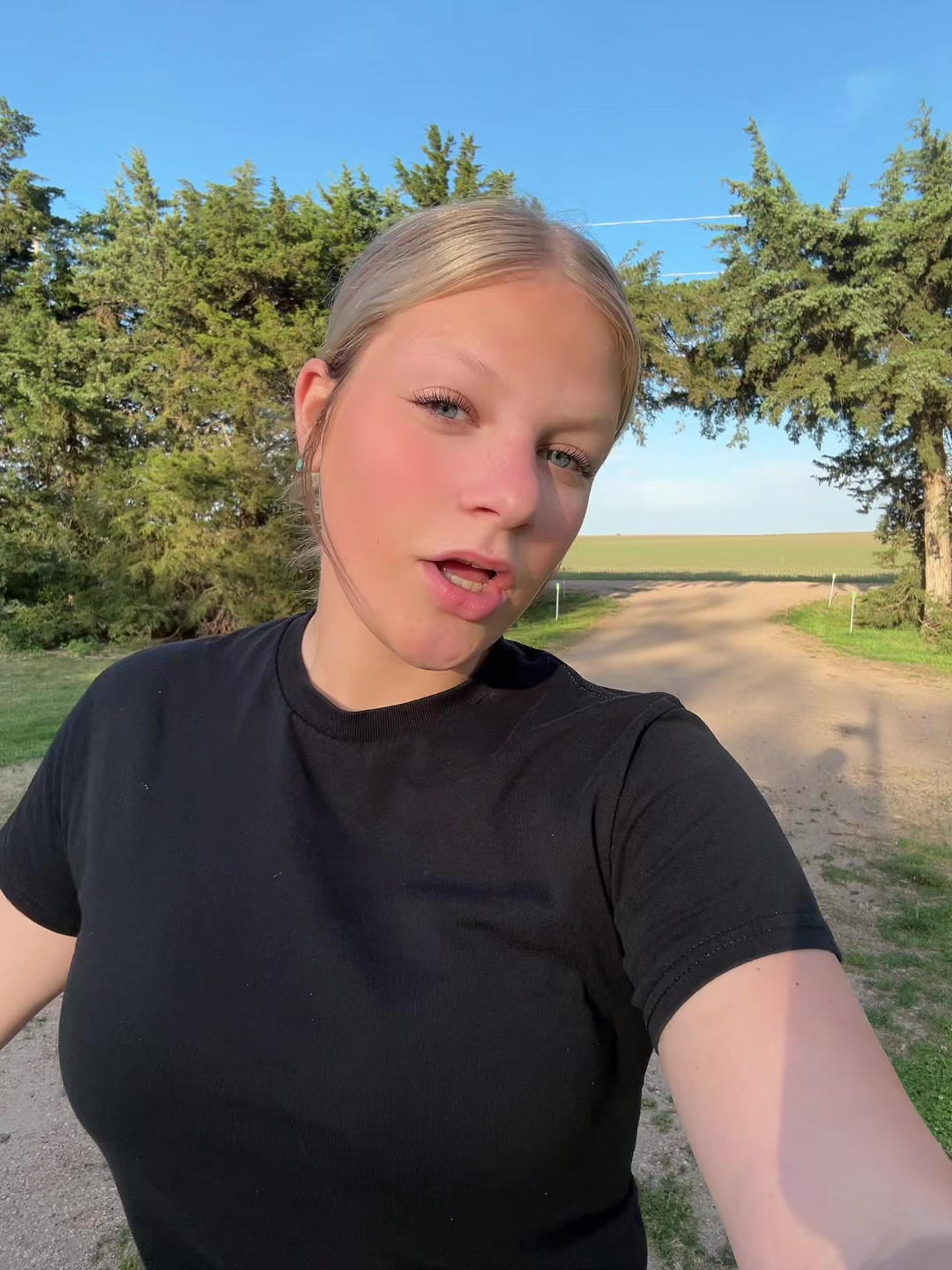 @Sophia🌅✝️