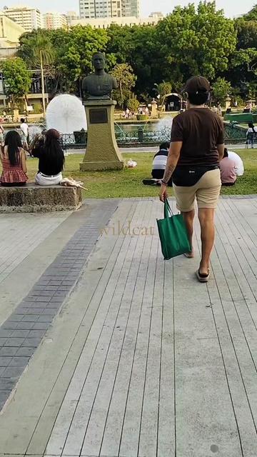@𝕨𝕚𝕝𝕕𝕔𝕒𝕥🏳️&zwj;🌈🇵🇭011