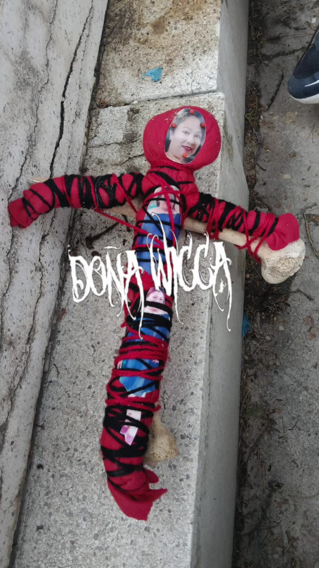 @Do&ntilde;a Wicca