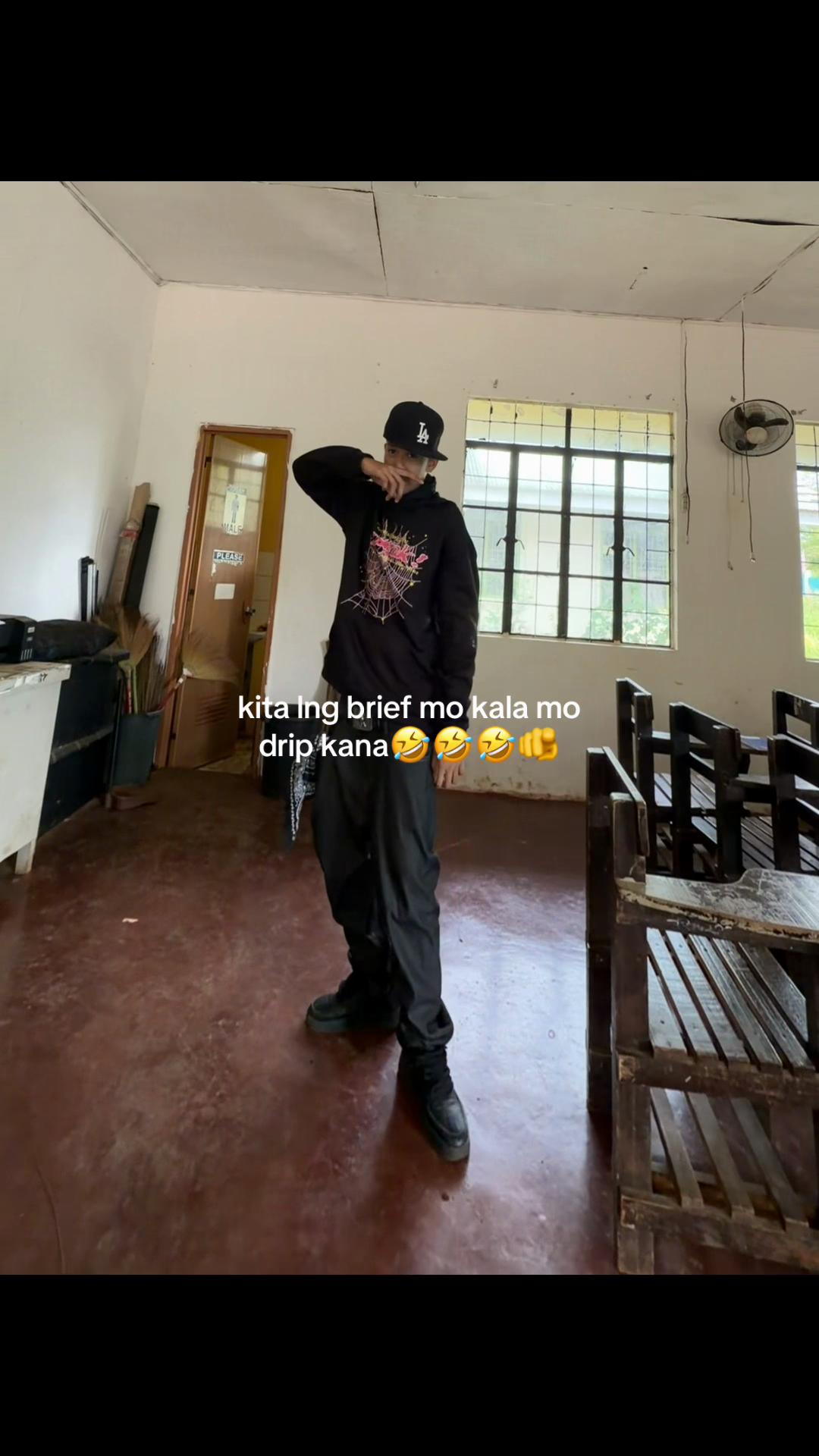 @K.