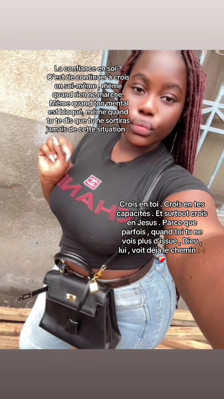 @APOUTSHOU🤍
