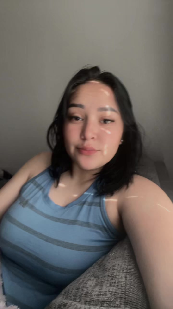 @Dani ᥫ᭡