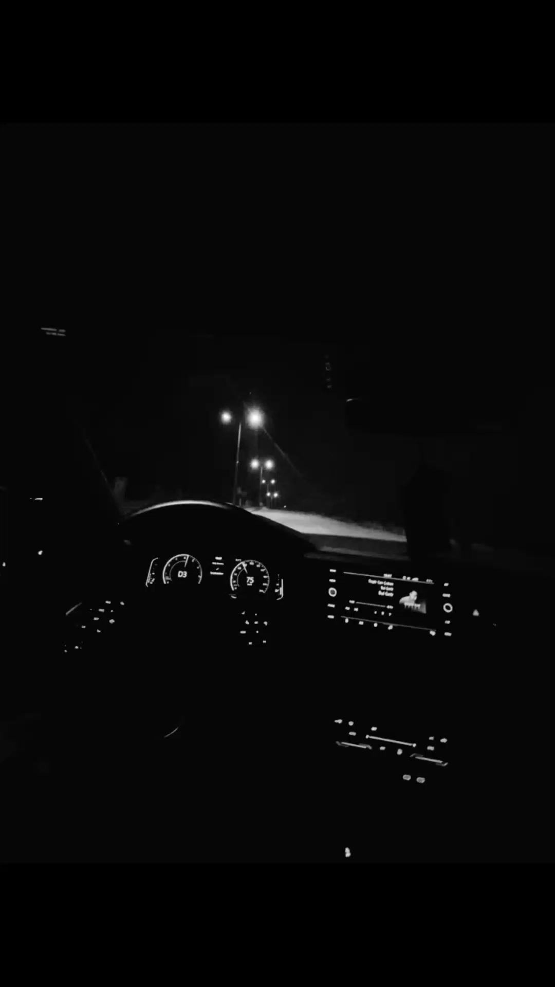 @🎧