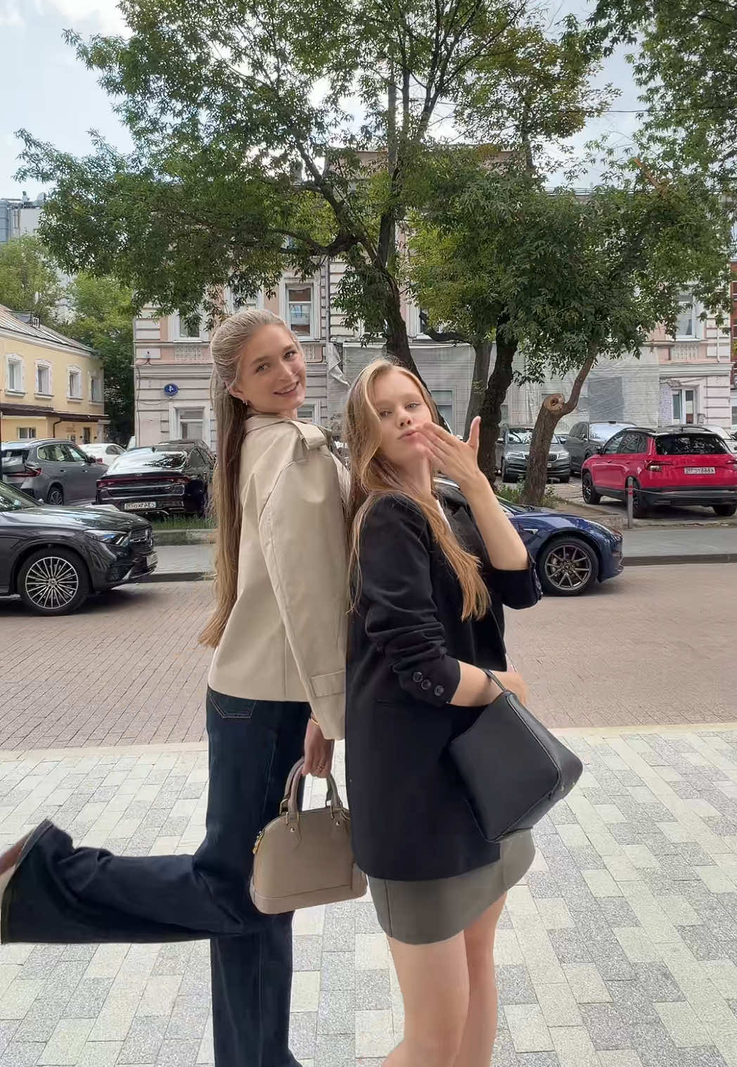 @Polina Lomova