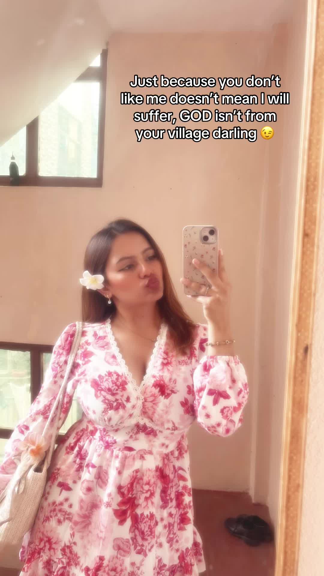 @🍸