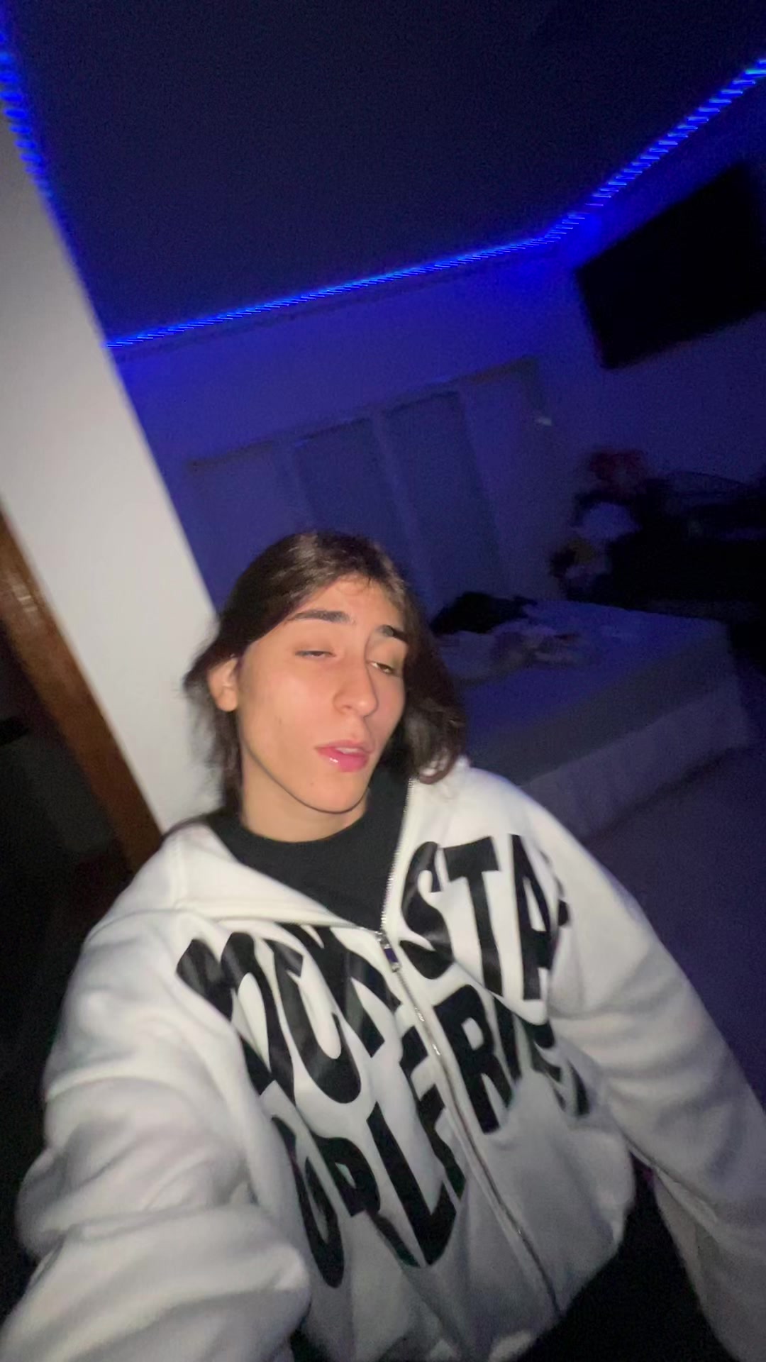 @Theophilo