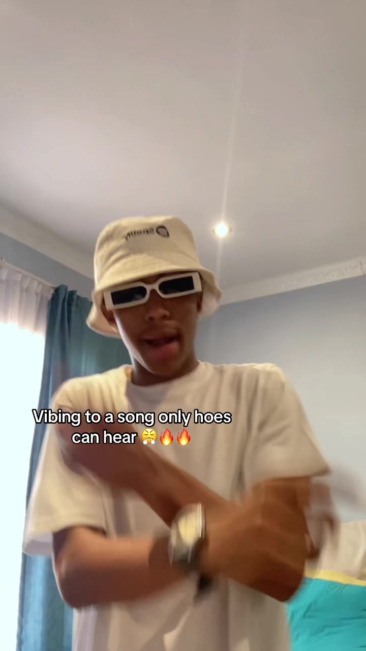 @Vladdy