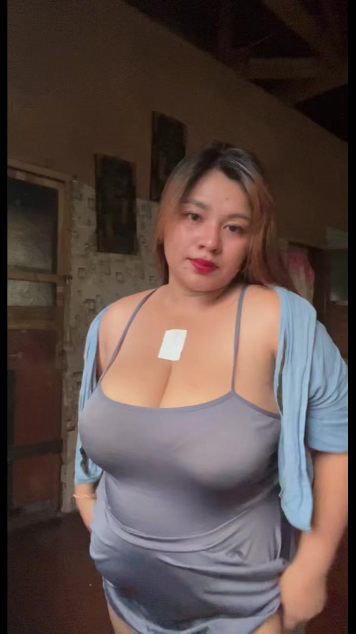 @cleavage mom