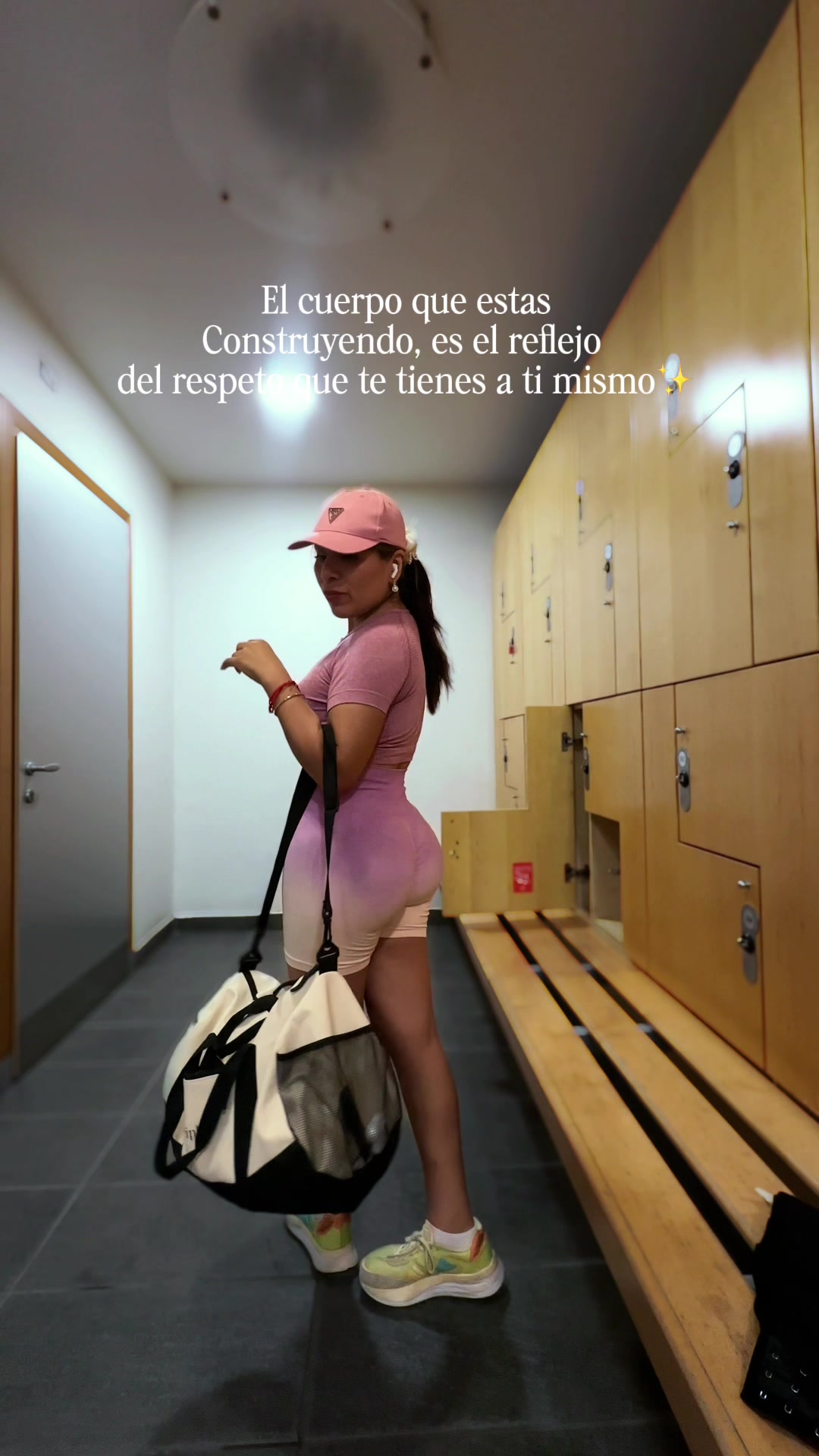 @kiarafernandez_farmasi