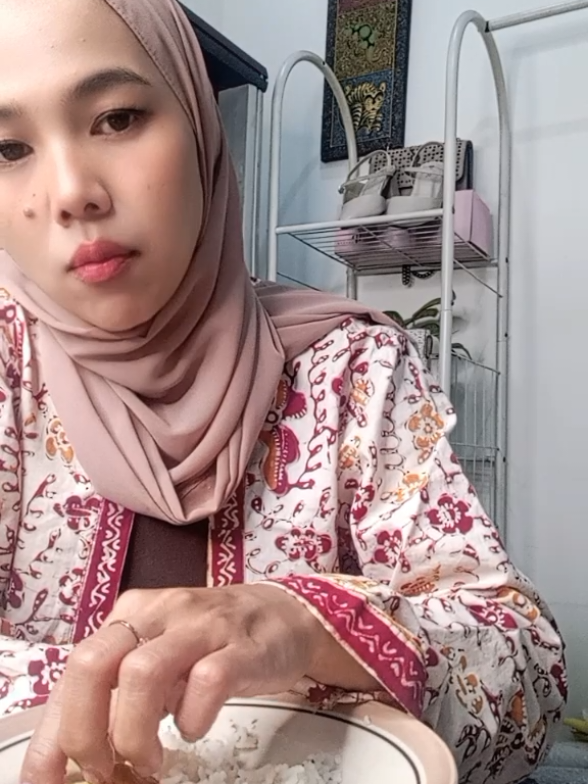@Ninaz