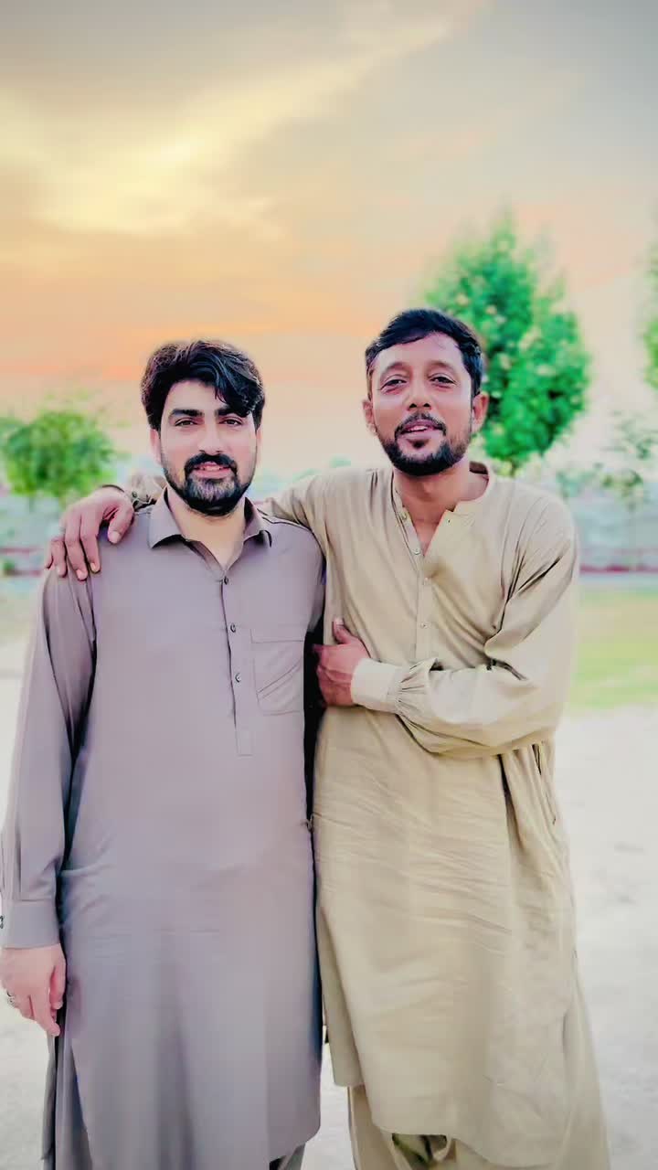 @#Nasirsumblii🇵🇰🇮🇹