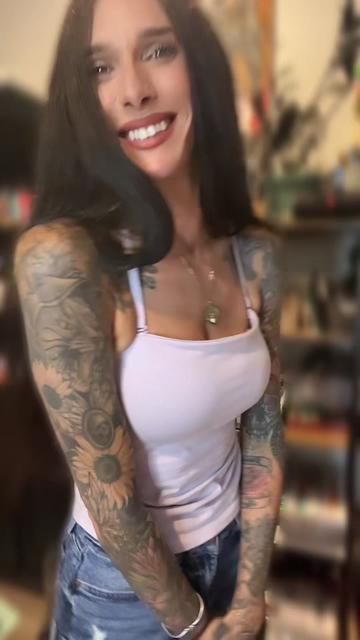 @Holly_Love
