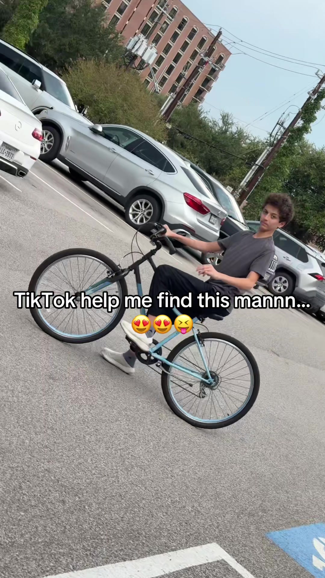 @SourBoymomo