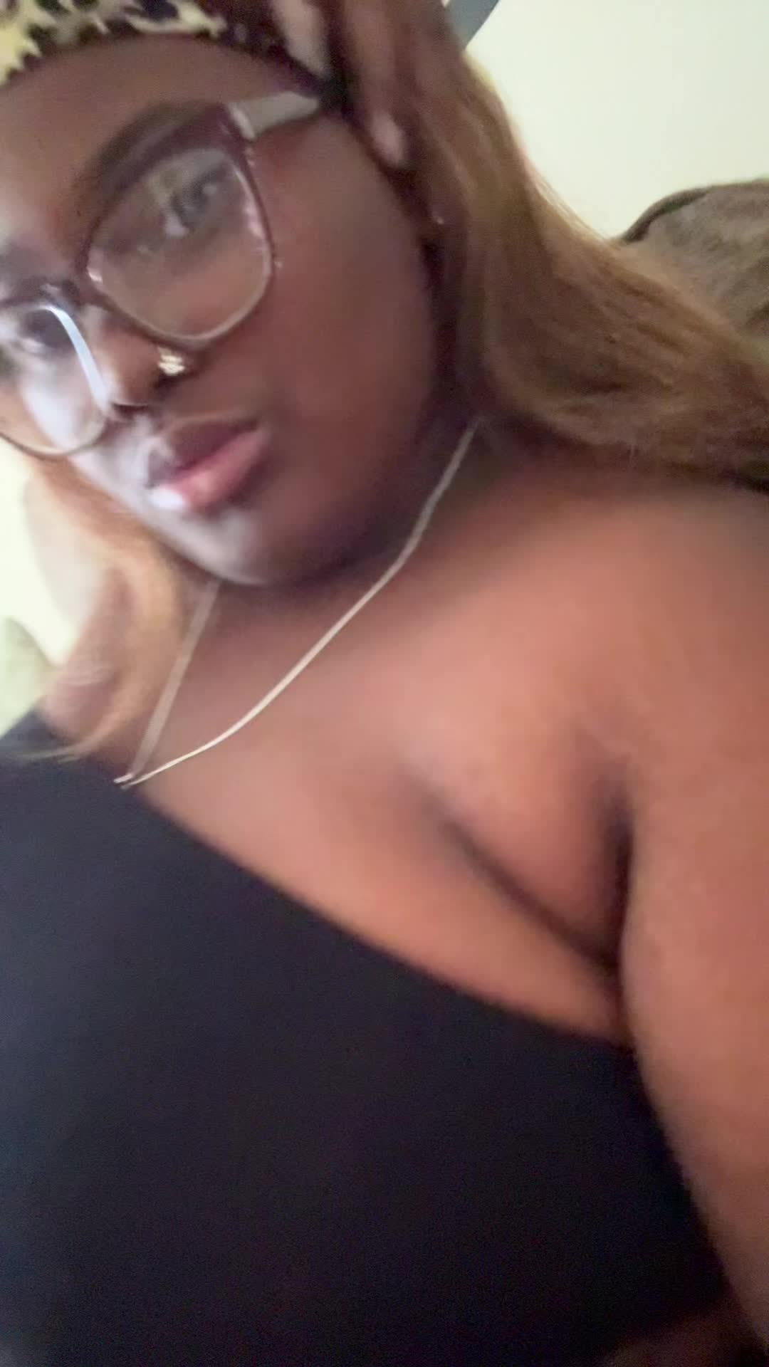 @NevaWillGetFammous😫