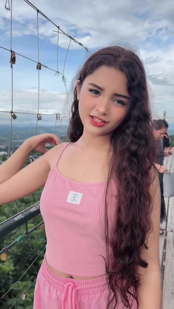 @Valentina