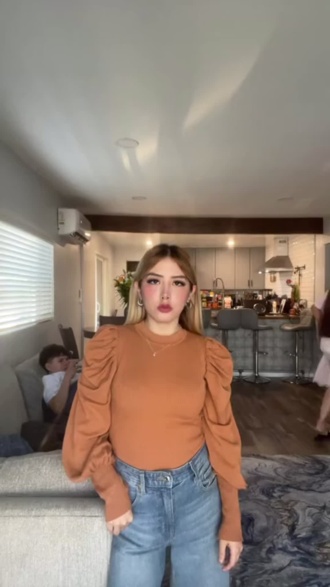 @Yaretzi Sainz
