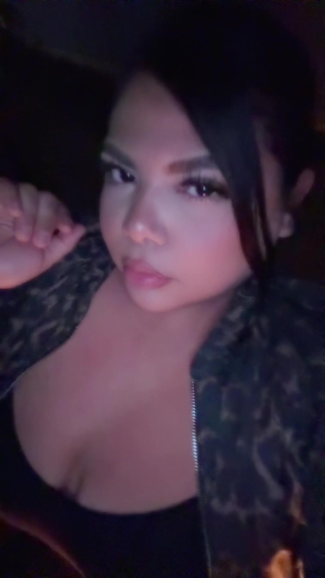 @momoneyym