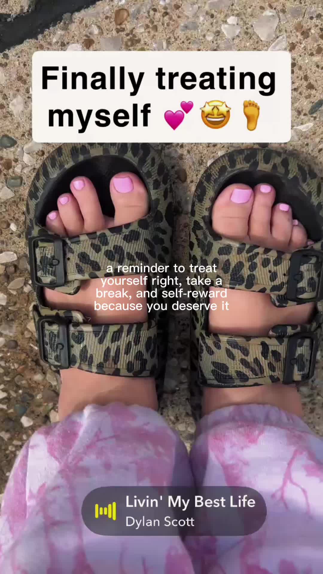@Lexi Lou💕🪩🫶🌟☮️