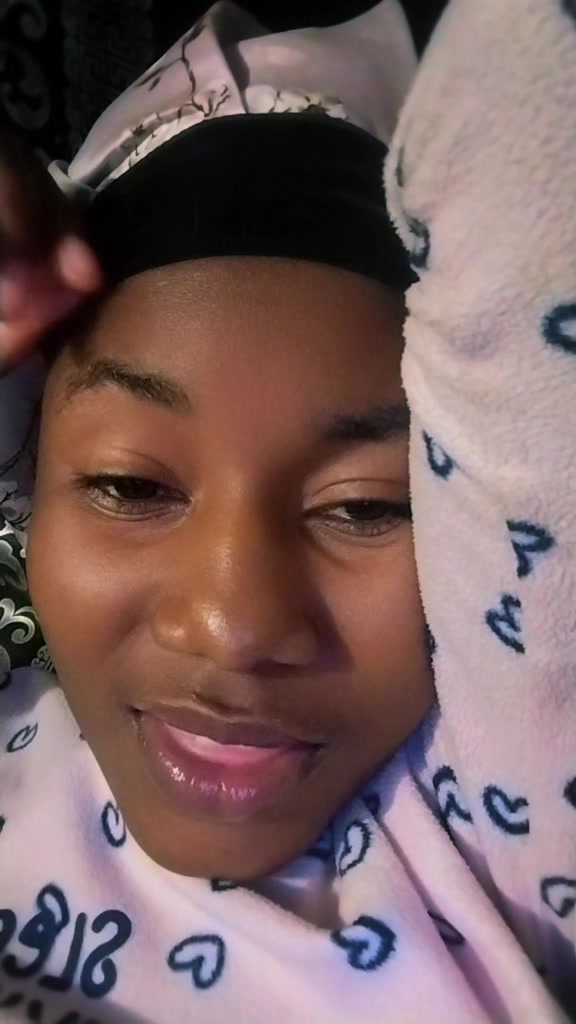 @Ms Getrud Nandi...🥰🫂