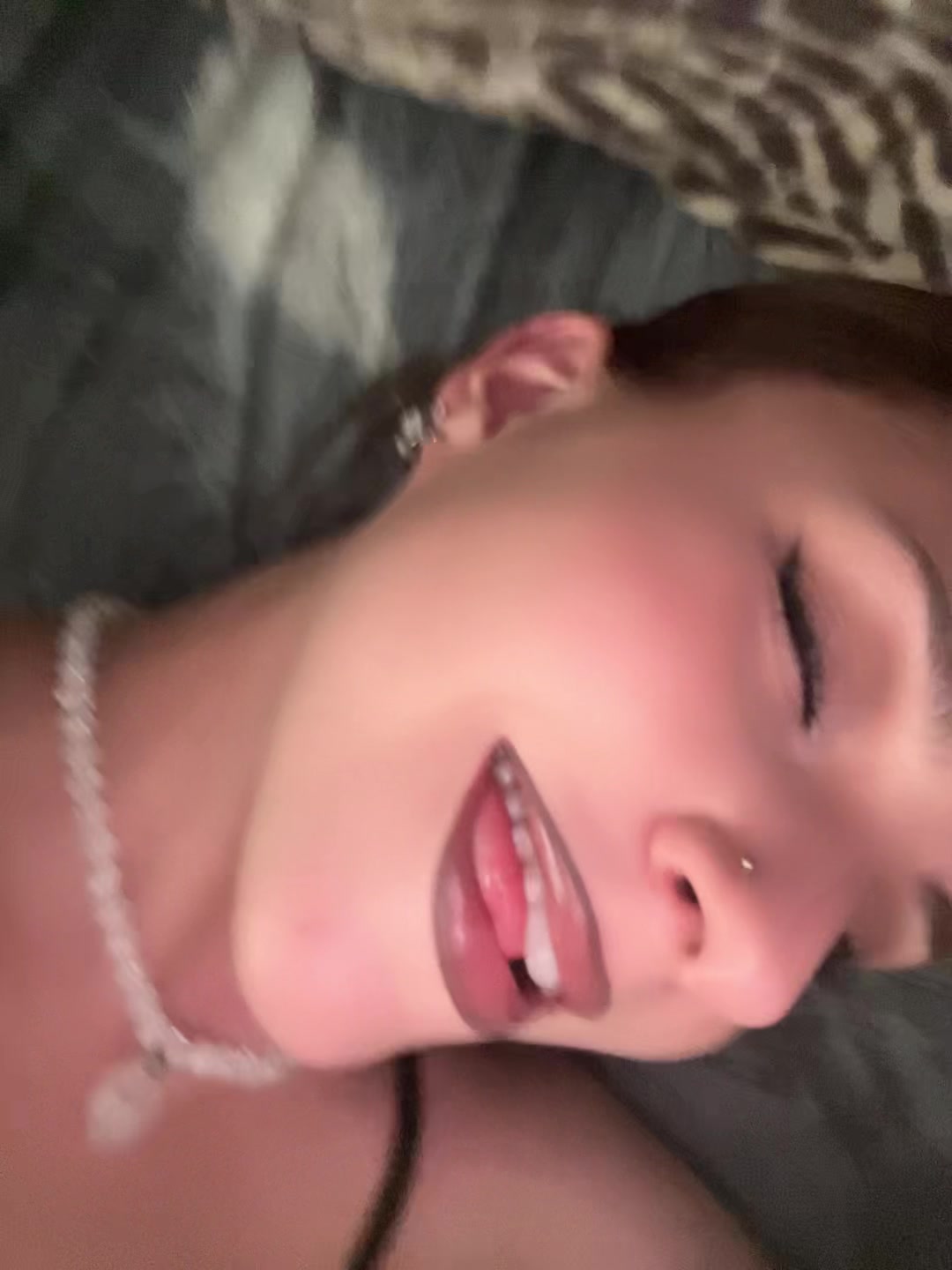 @v_o_i_t_a