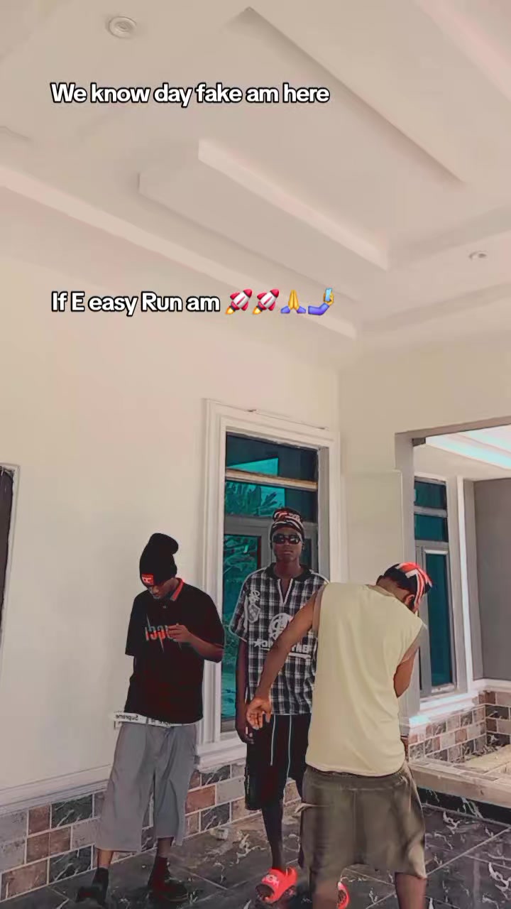 @☄️ŤẄÎÑŞ☄️Č̣ÈŁĖƁ⚡️💰