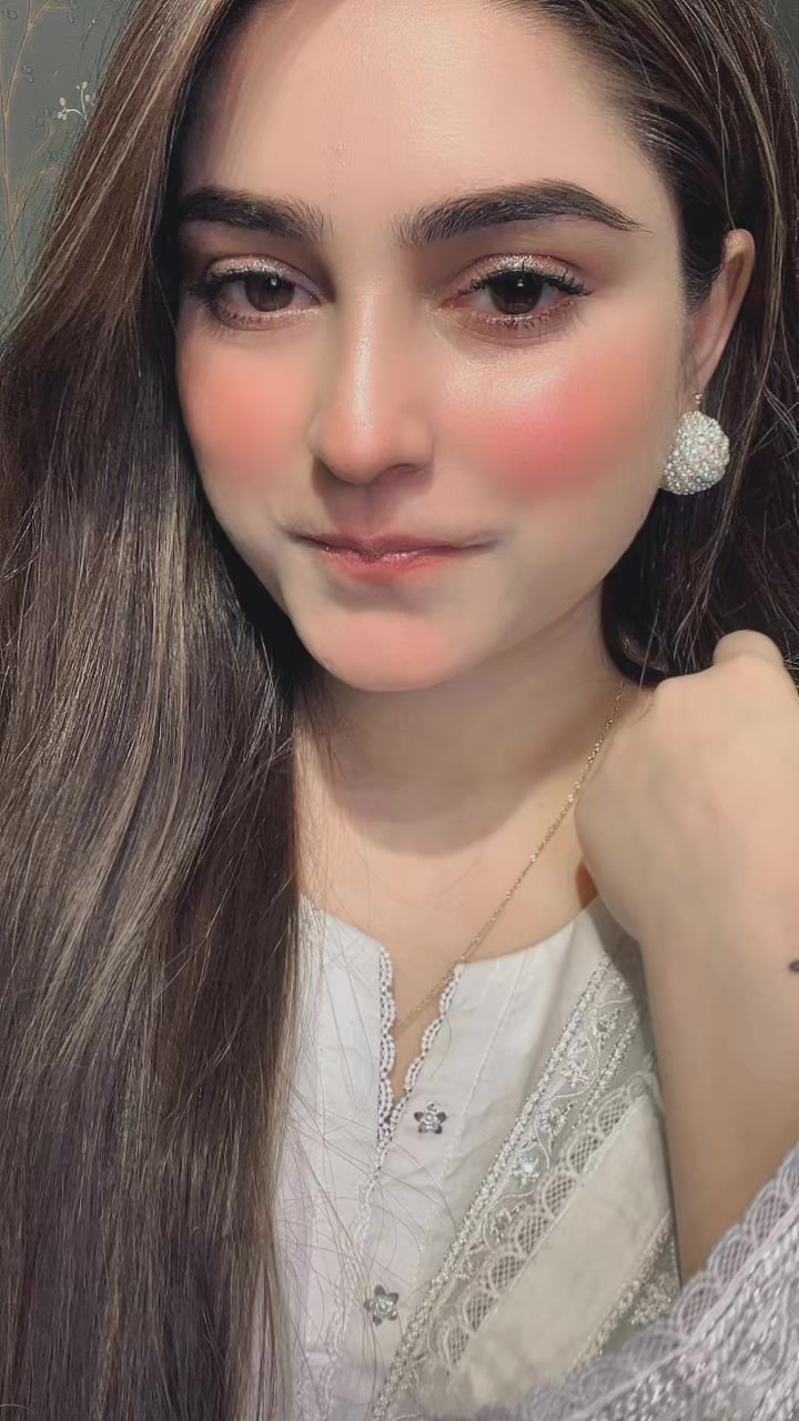@Naughty_Zahra