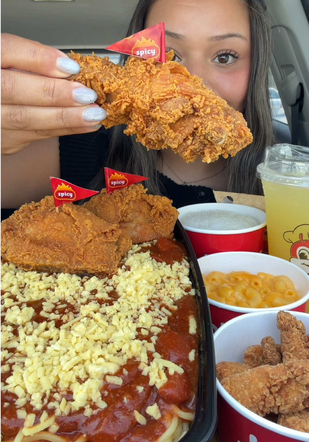 @theangelfoodie