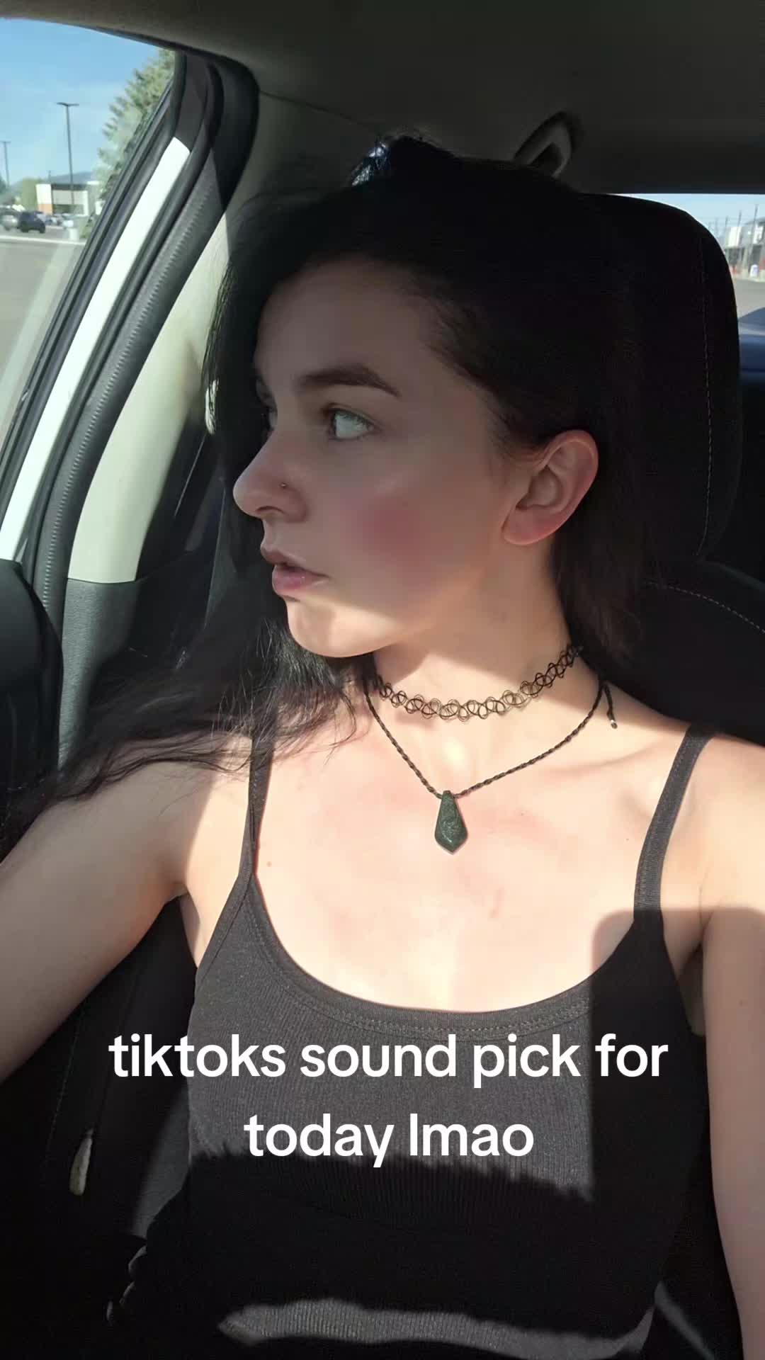 @Lizzy