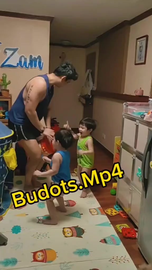 @Zac&Zam&Fam