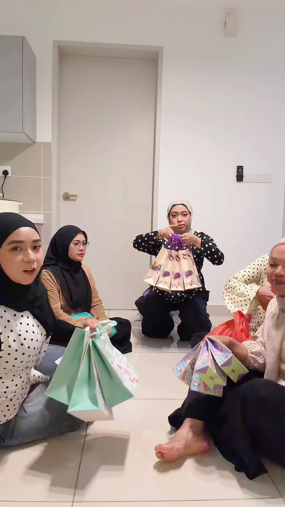 @🇲🇾🇵🇸زايرال اتيكه