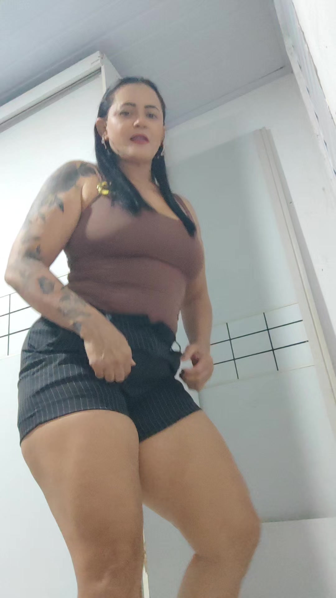 @meira mãe de taina