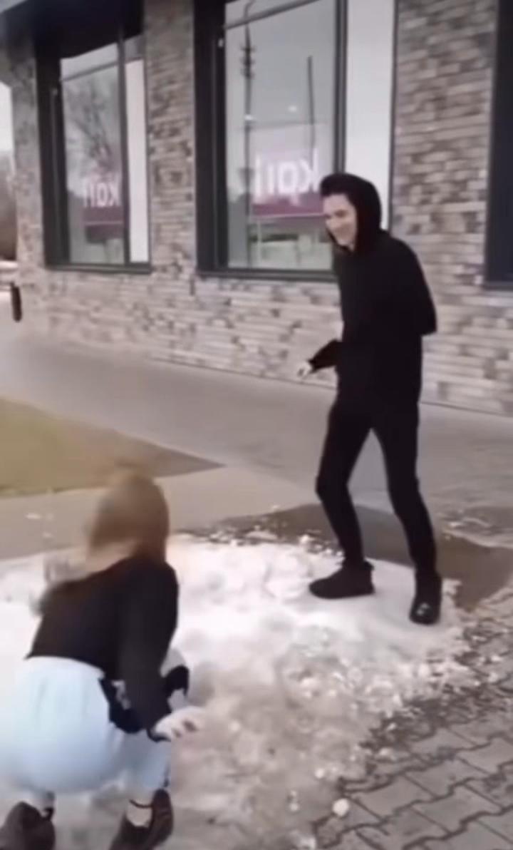 @atzz306