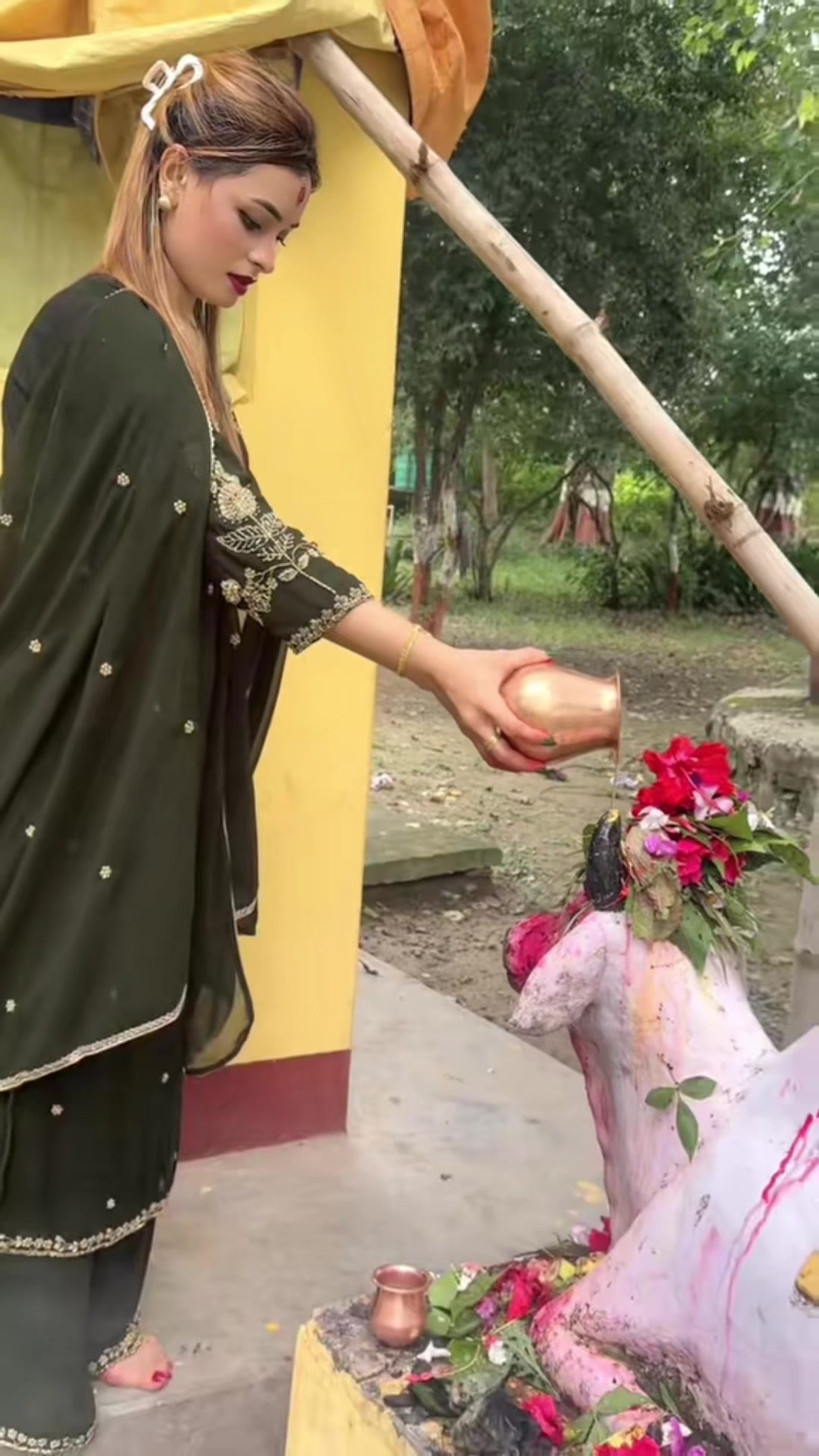 @फ्रेन्डसिप ब्युटिपार्लर