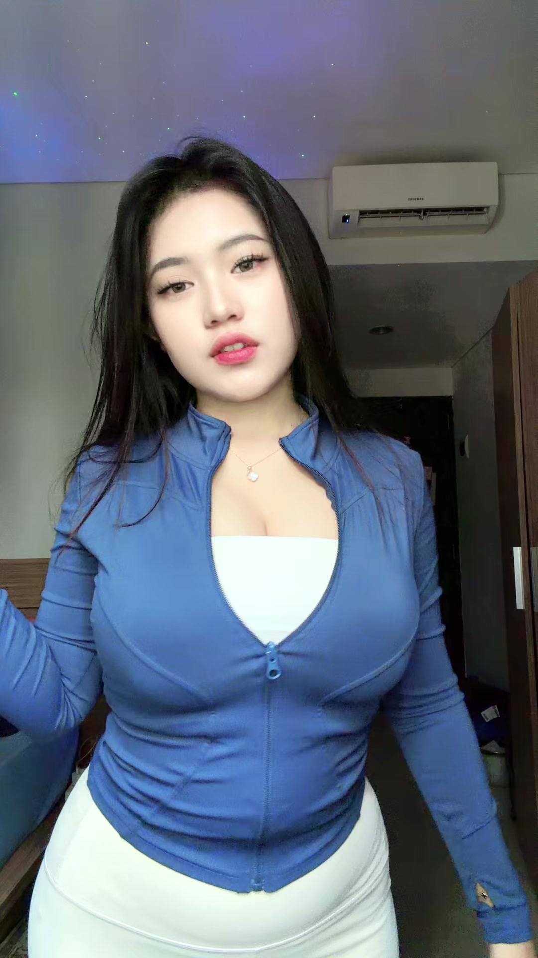 @Zesaaa