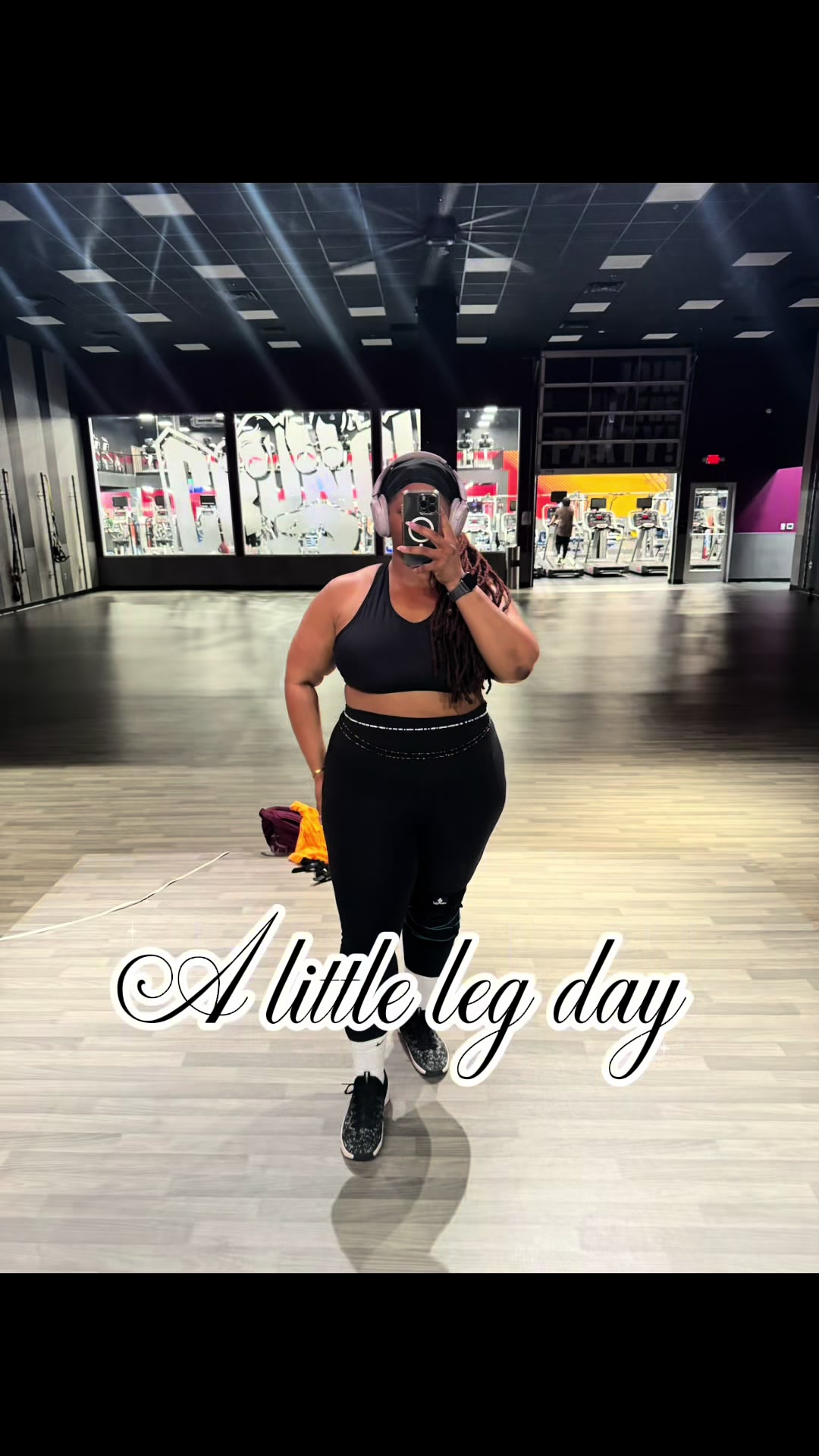 @La Toya | Lifestyle + Wellness