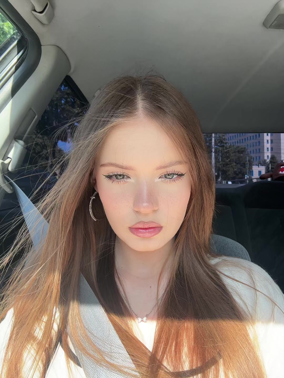 @евочка леонова