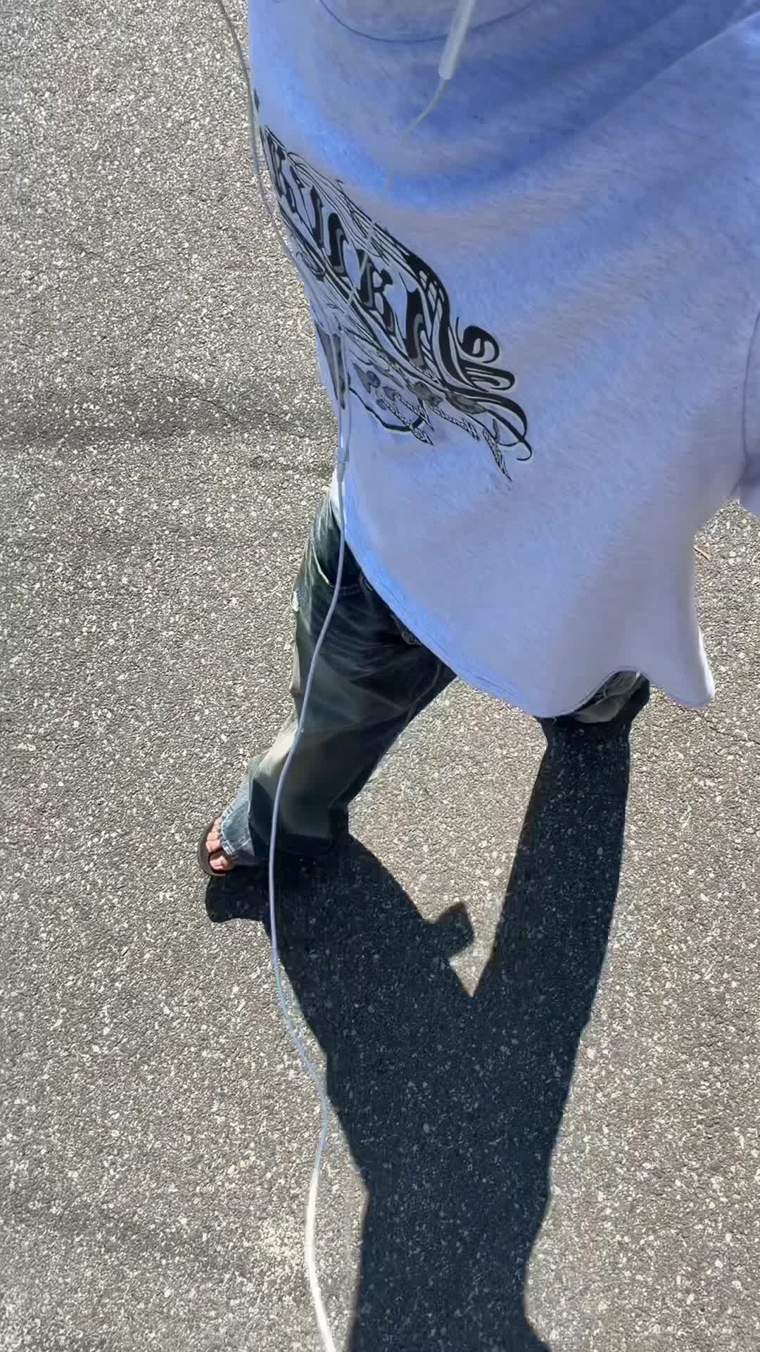 @v