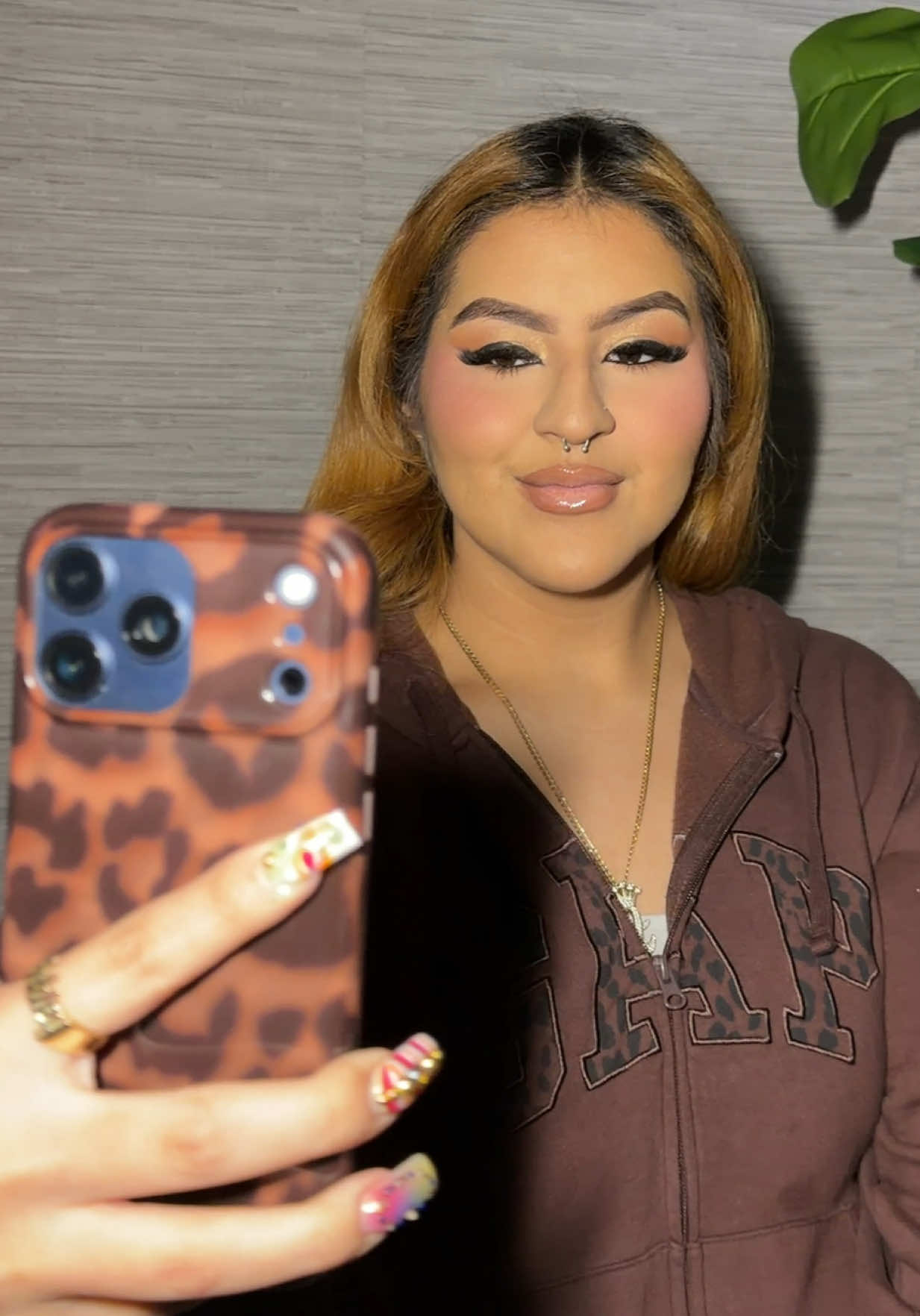 @BEAUTY BY RIYA