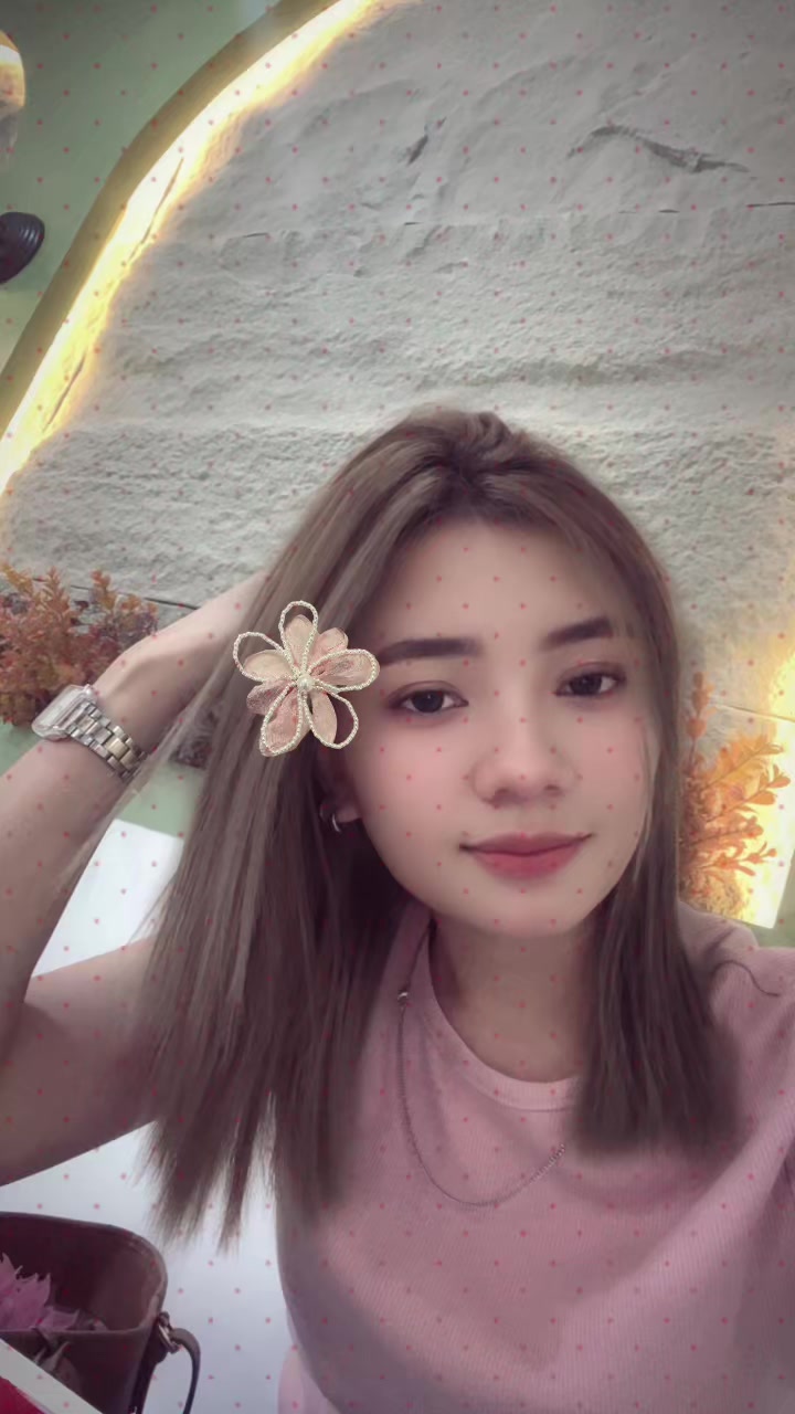 @𝓮𝓵𝓵𝓮𝓷🌼