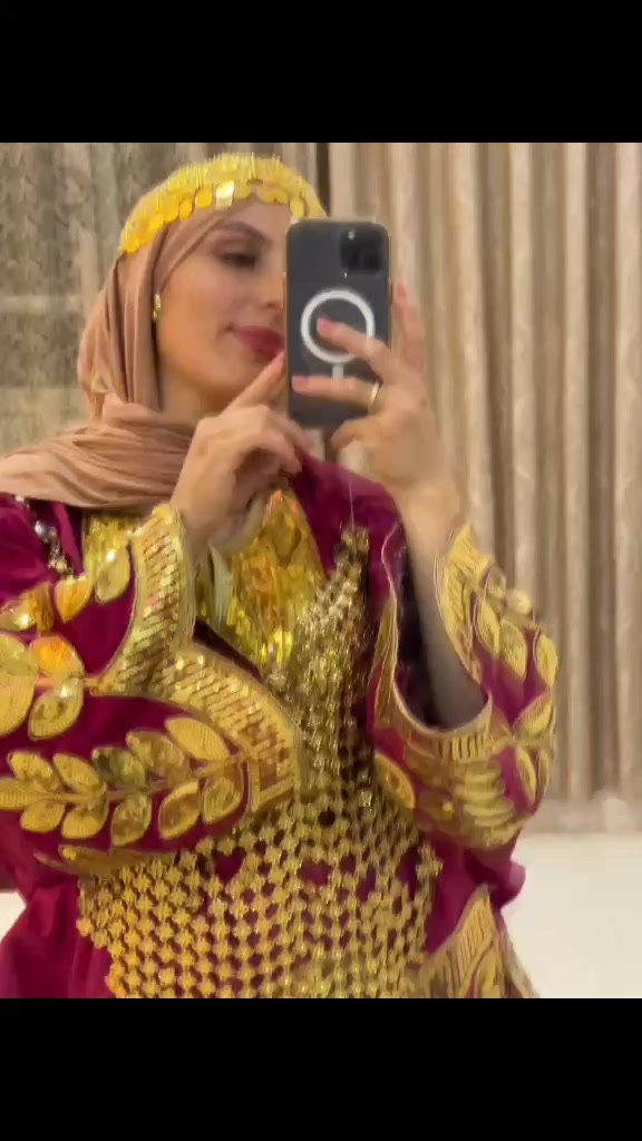 @khoukha2451