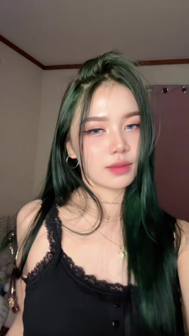 @๐๐ฅ๐๐
ฒ๐ฒ๐