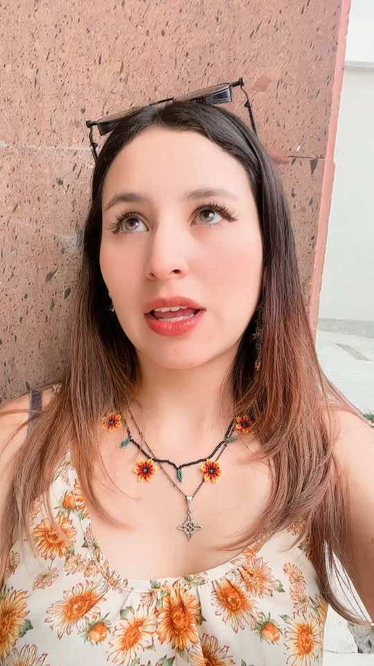 @Moontcerezita