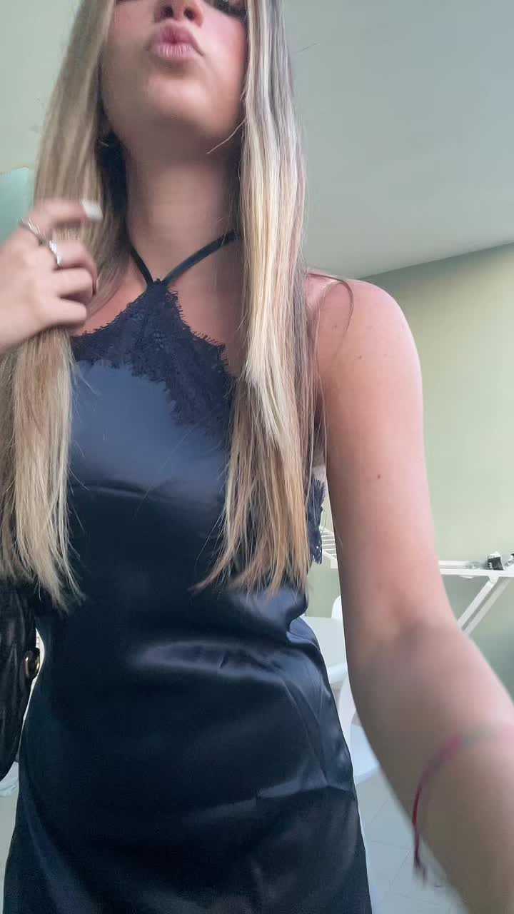 @violettaa